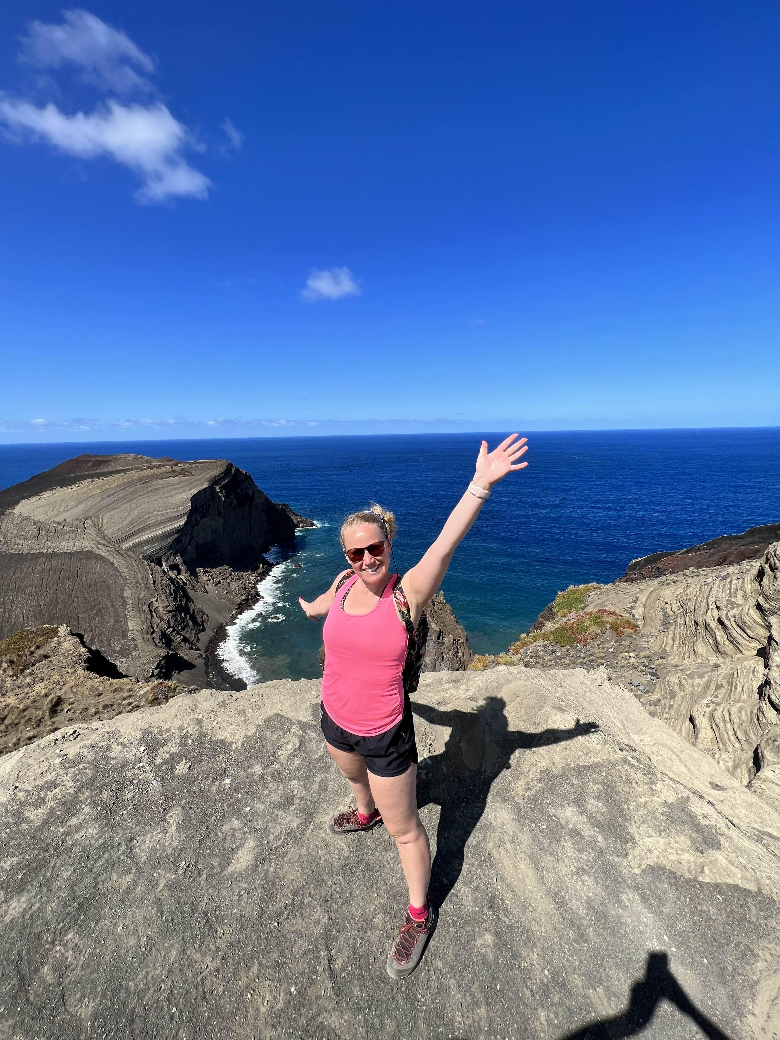 Nina - Travel Agent