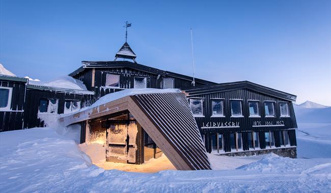 Leirvassbu Hut image 2