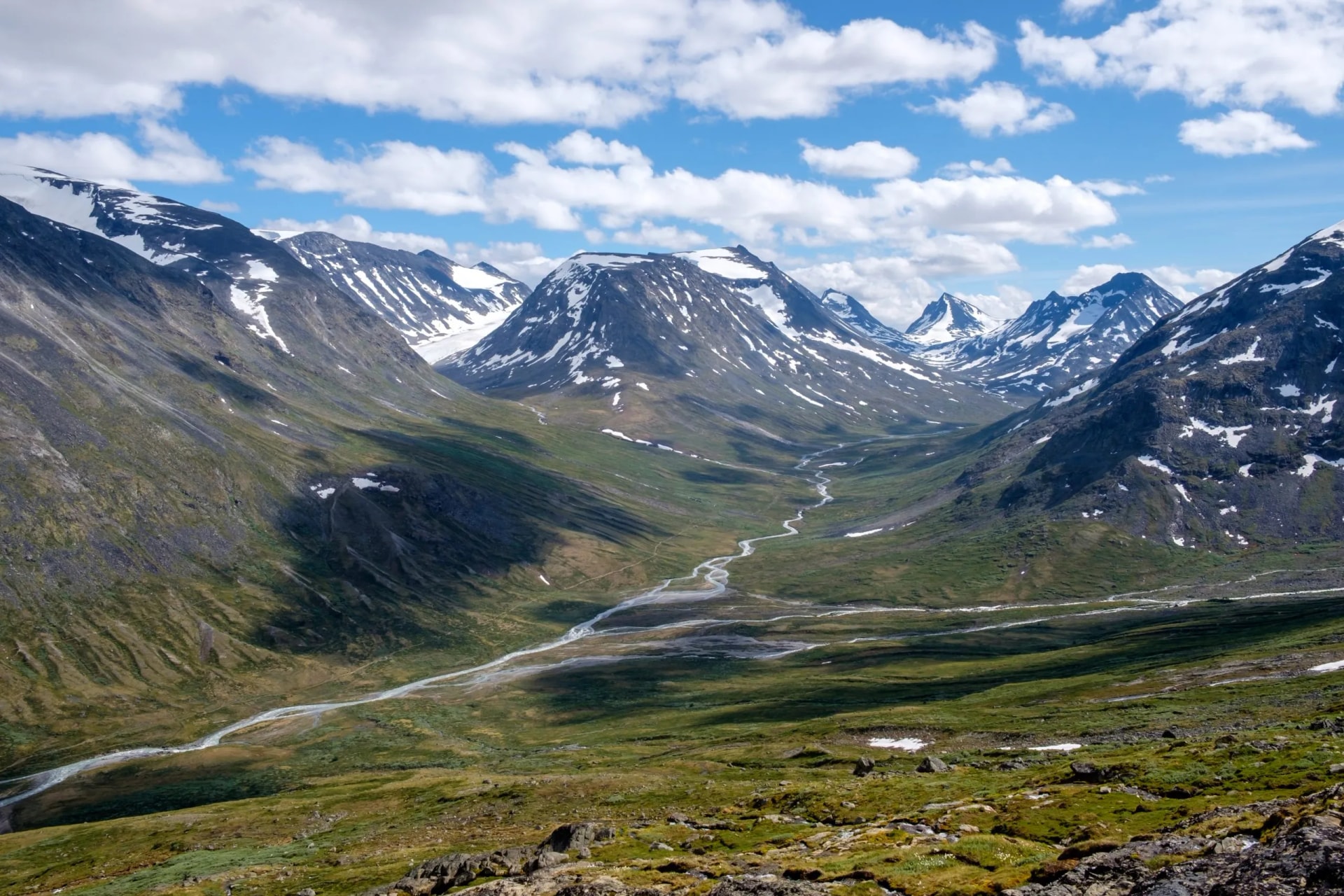 View from Galdhoppigen, above Spiterstulen