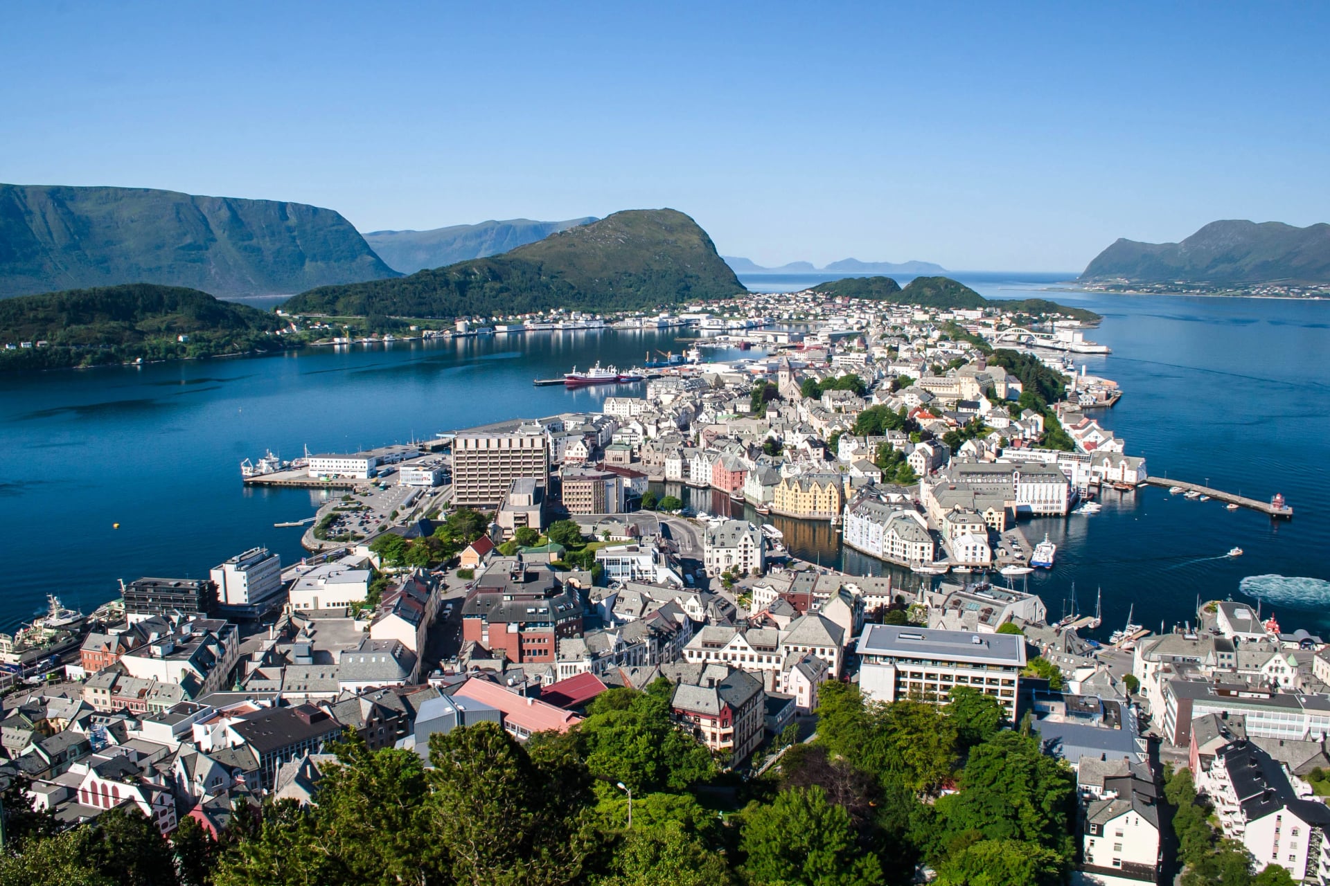 Norwegen, Blick auf die Stadt Stavanger von einer Aussichtsplattform