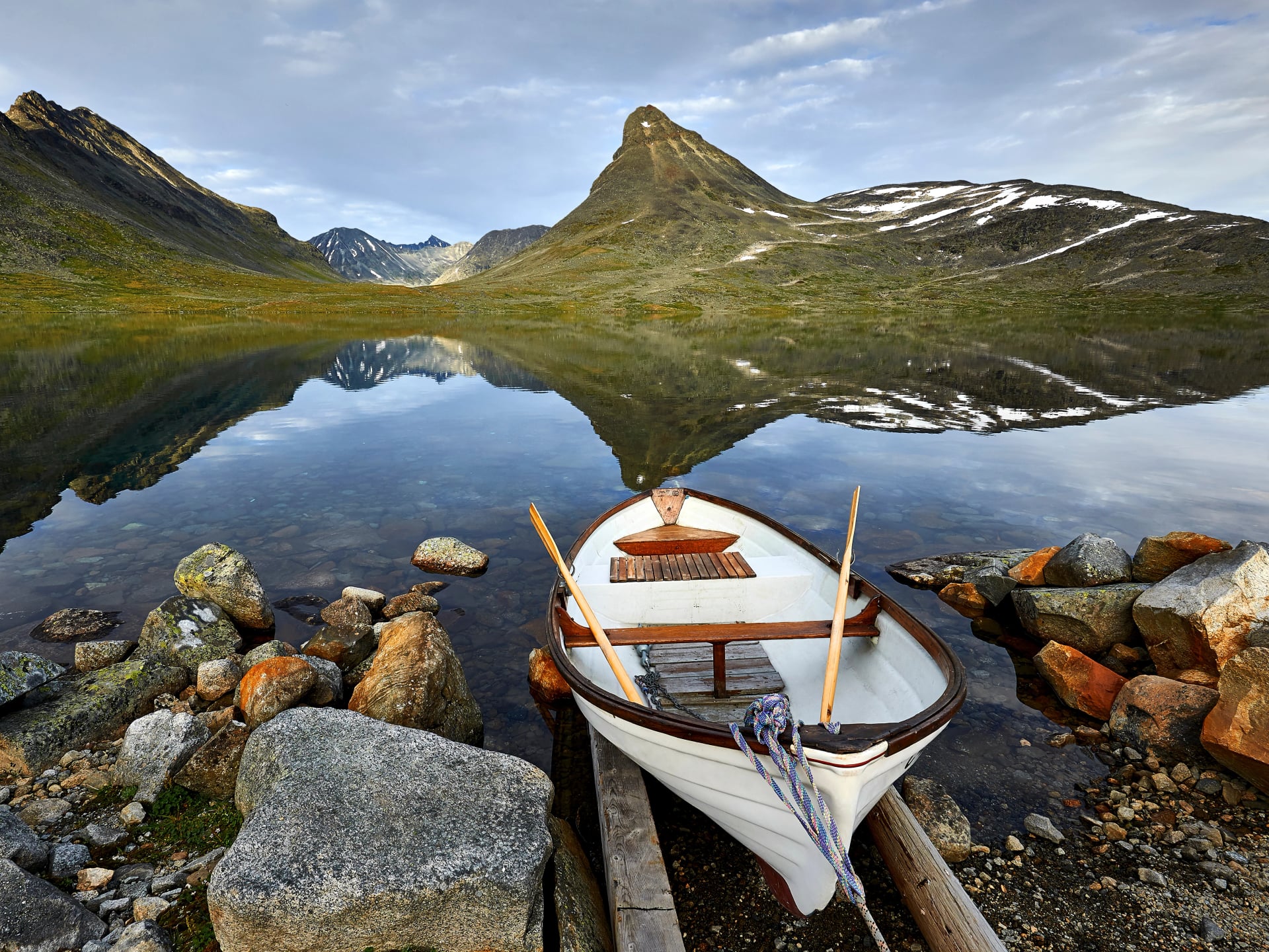 Leirvassbu, Jotunheimen National Park, Norway, In the depths of a mountain visible Kyrkja